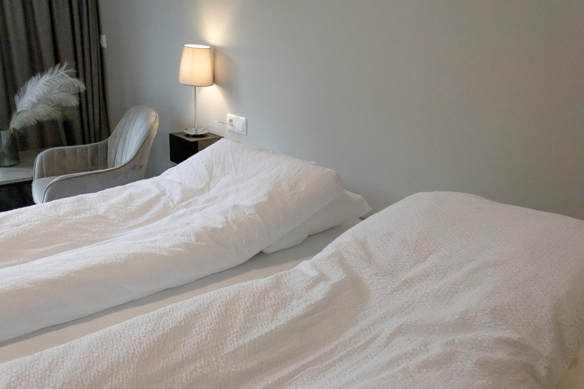 Urdartindur Guesthouse And Cottages Northurfjorthur Ruang foto