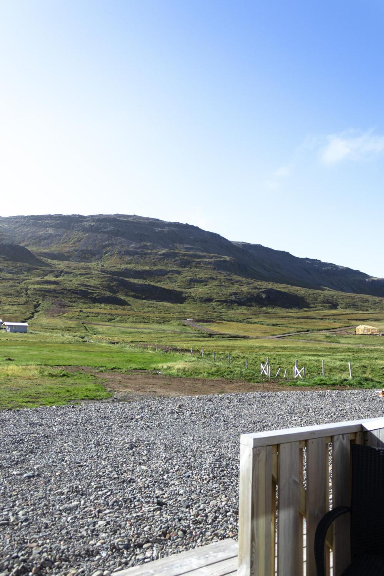 Urdartindur Guesthouse And Cottages Northurfjorthur Ruang foto