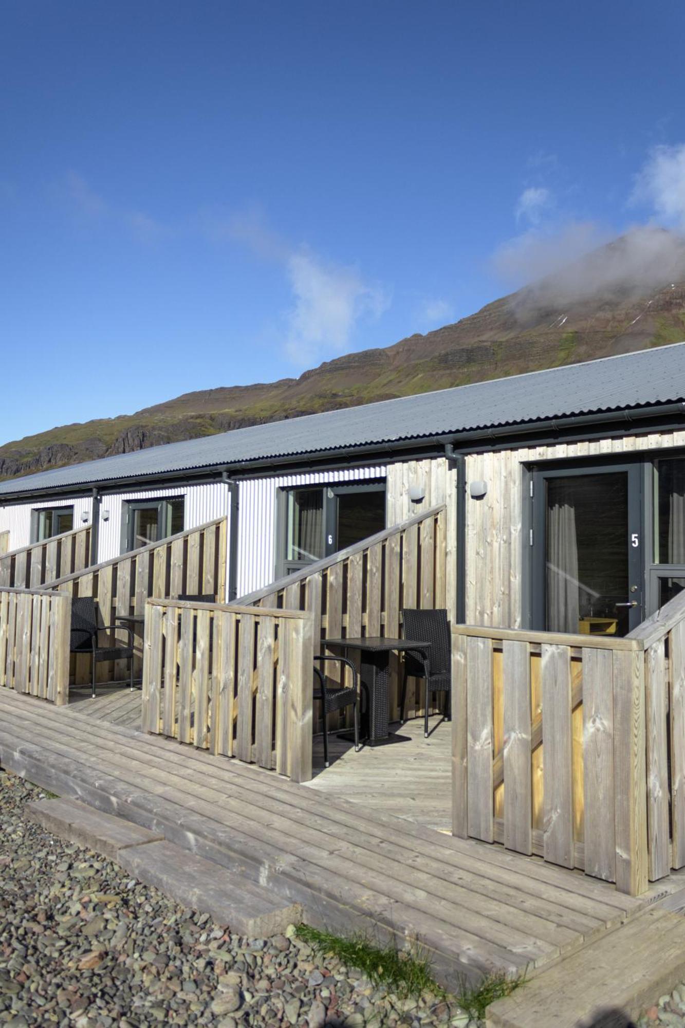 Urdartindur Guesthouse And Cottages Northurfjorthur Ruang foto