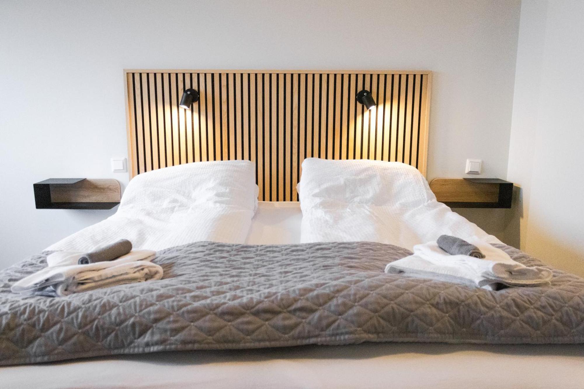 Urdartindur Guesthouse And Cottages Northurfjorthur Ruang foto