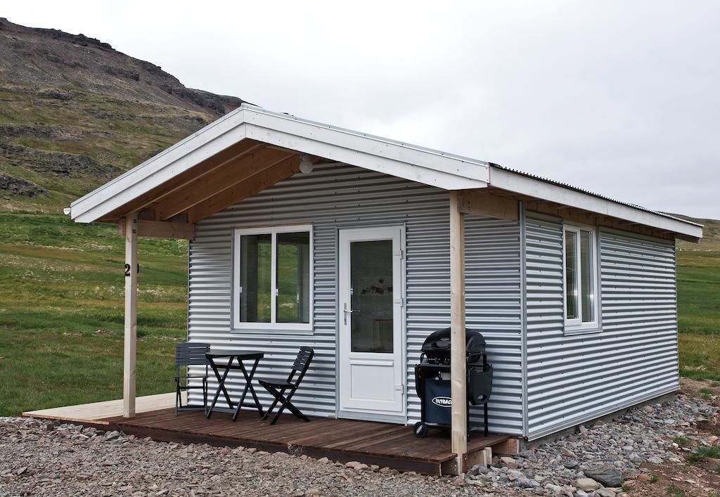 Urdartindur Guesthouse And Cottages Northurfjorthur Ruang foto